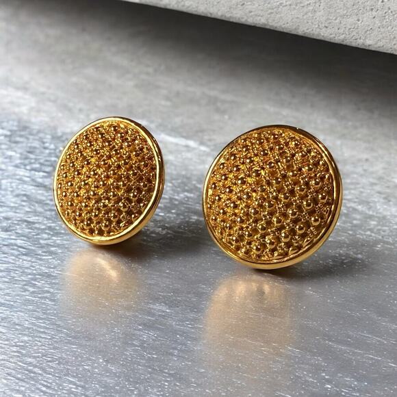 Vintage Joan Rivers Earrings Womens Gold Tone Round Textured Clip On - Picture 1 of 6